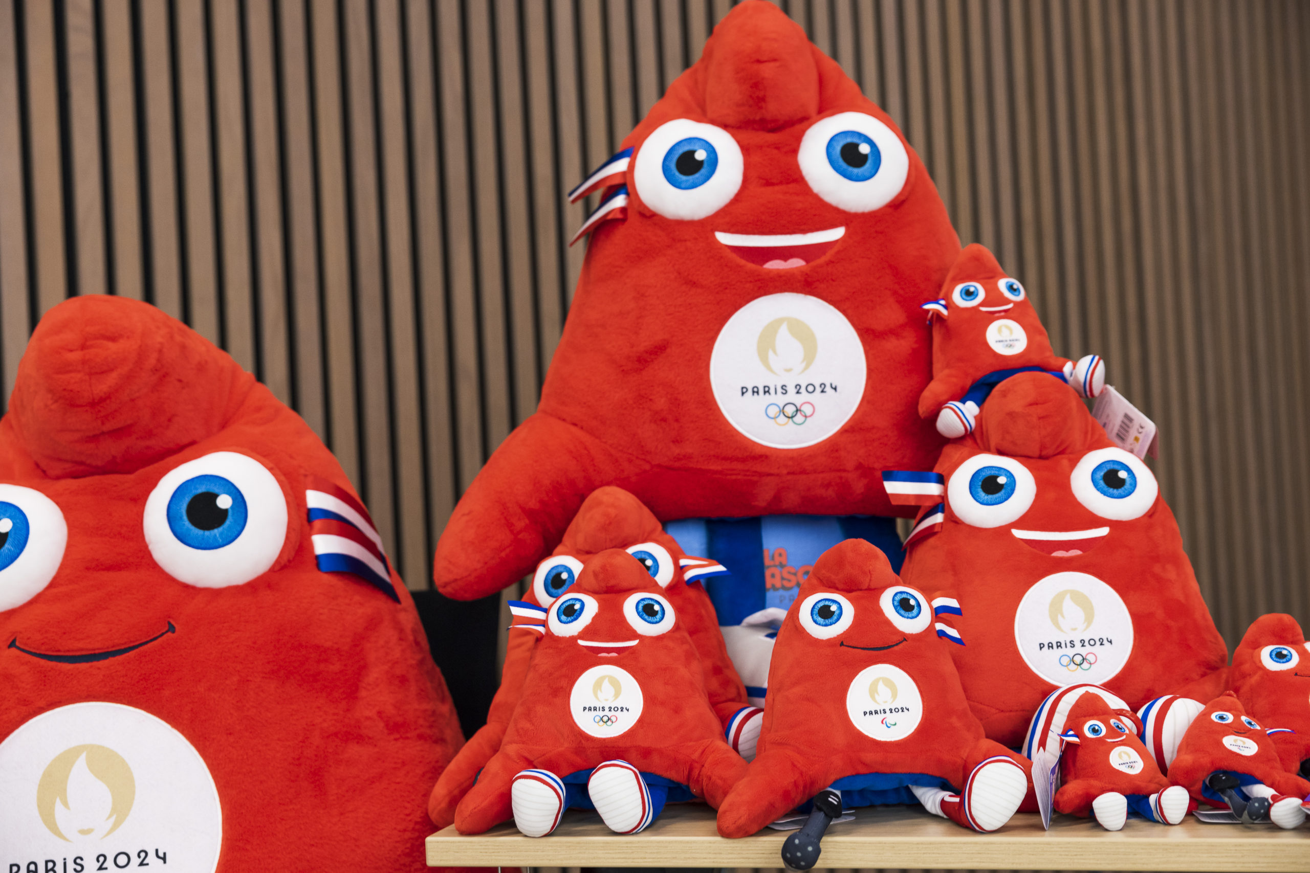 Mascottes Olympiques et Paralympiques PARIS 2024 - 24 cm